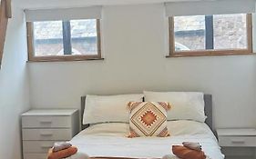 Apartment Two St Olaves Lookout